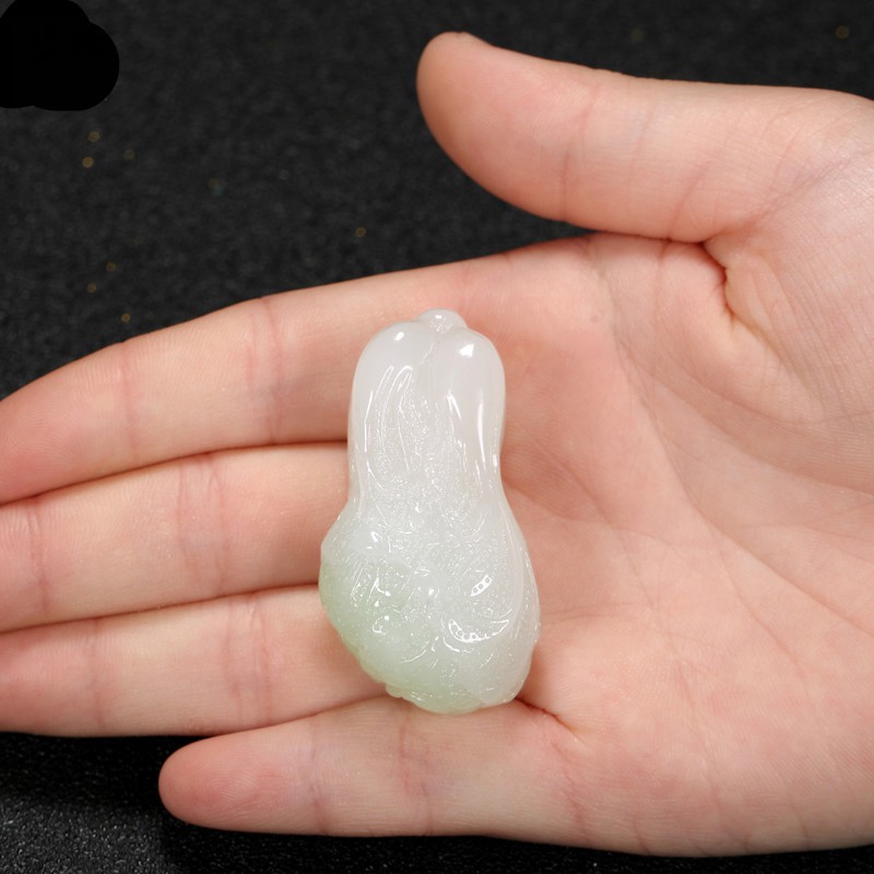 碧派新疆和田玉白菜吊坠天然羊脂白玉翠青色男女士款百财聚来玉石挂件