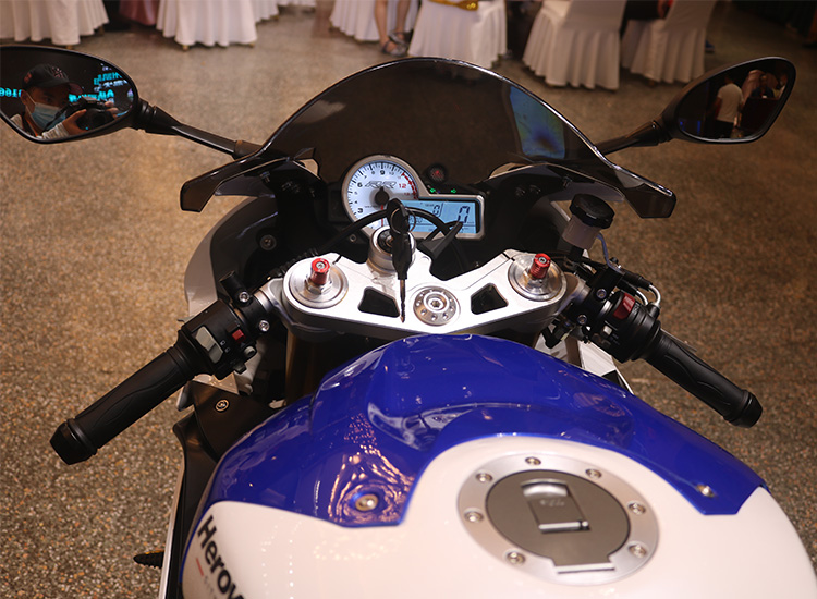 仁民 神驹500摩托车跑车重型机车可上牌摩托车趴赛机车 灰色 500双缸