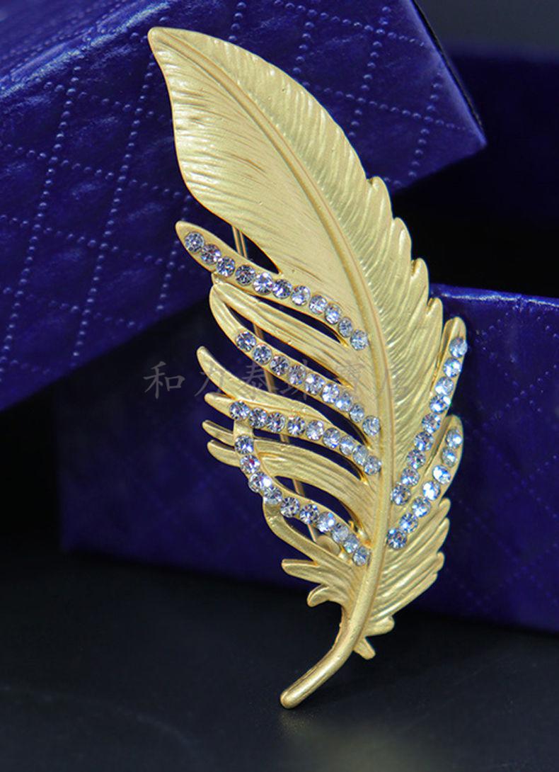 羽毛胸针男ins潮个性衣服别针配饰百搭气质胸花复古西装领针tp090蝶恋