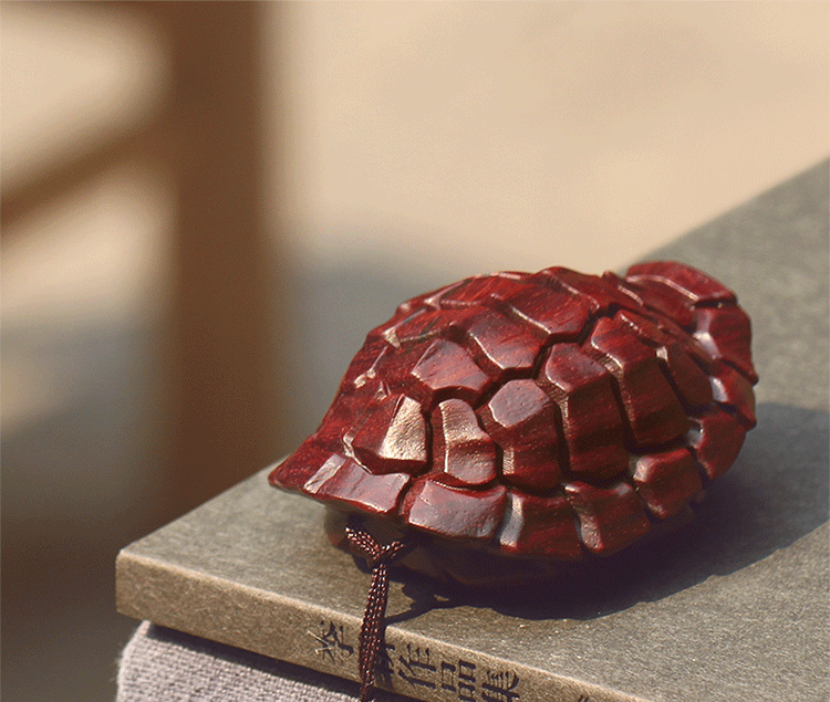 凌盛富甲天下龟甲手把件男士随身把玩印度小叶紫檀木把玩物件炫骨富甲