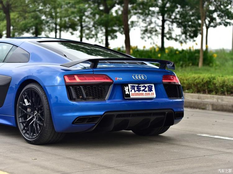 适用于新款奥迪r8车标前后四环标圈圈标志机盖标改装黑色标贴v10排量