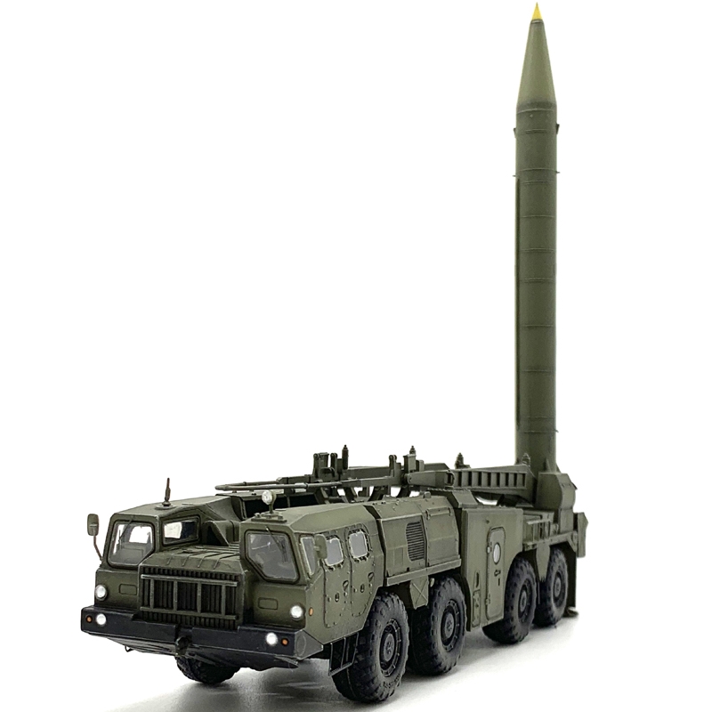 飞毛腿导弹模型1:72 俄罗斯飞毛腿导弹发射车绿色完成品模型【图片