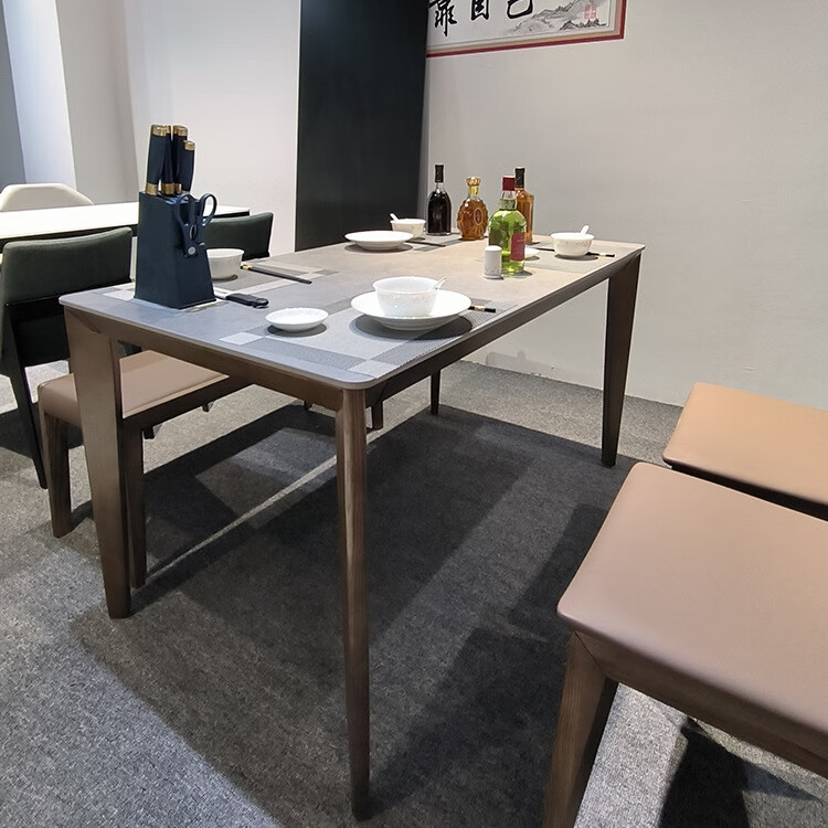 宋工匠家具 岩板实木餐桌 北欧现代简约家用小户型长方形意式轻奢餐厅