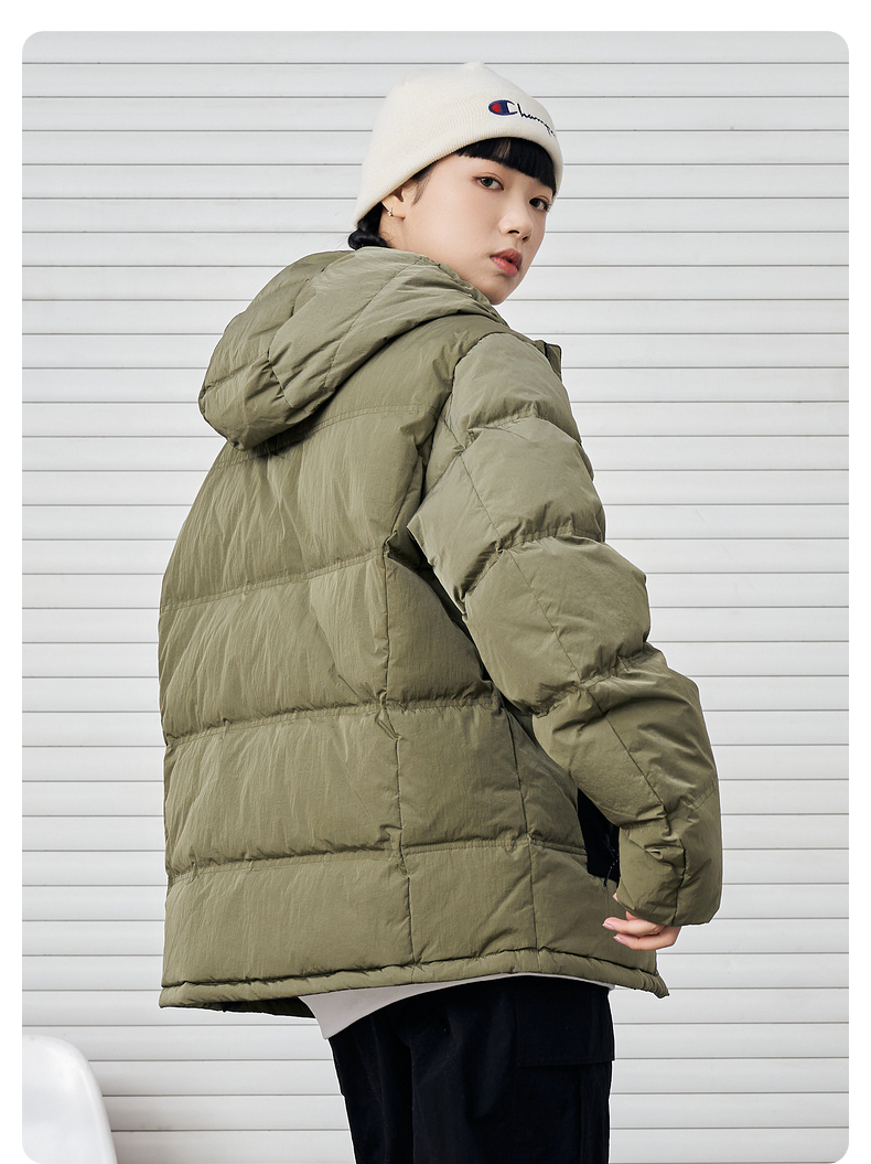 冠军2021秋冬新款男士中厚羽绒刺绣草写logo拉链开襟连帽中厚羽绒服