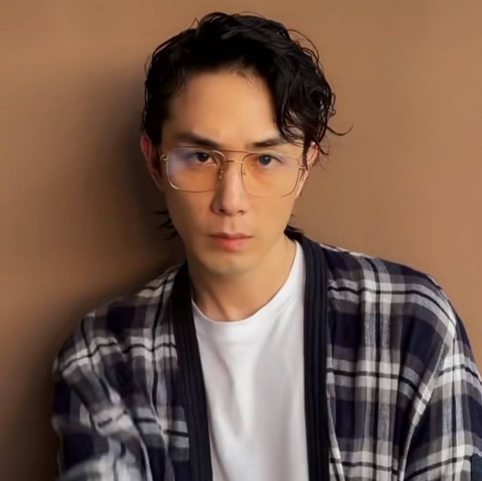 支持国货·现货抖音李承铉眼镜同款金丝平光镜痞帅方框大脸显瘦复古