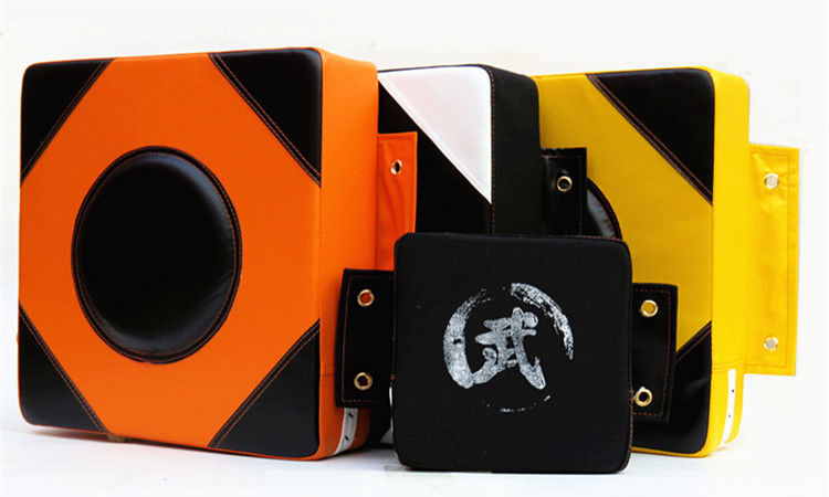 墙靶拳击靶沙袋咏春拳寸拳练习靶散打泰拳拳击沙包贴墙靶家用健身大号