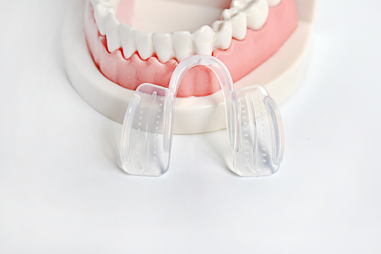 第五代防磨牙牙套夜间睡觉护齿咬牙合颌垫硅胶防磨牙神器大人 第五代