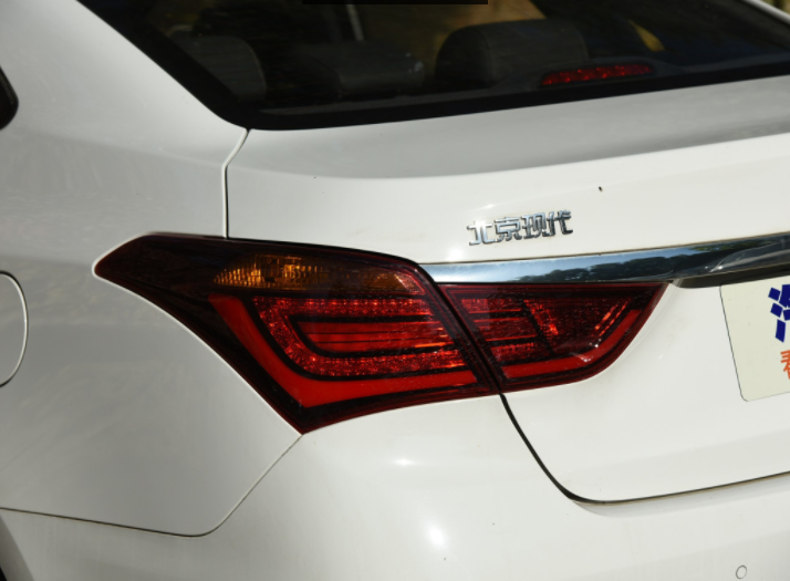 适用于适配名图后尾灯总成1415161718款led左右倒车刹车灯壳主驾左