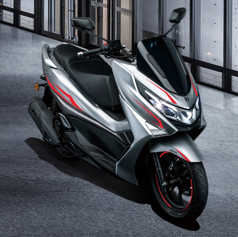 豪爵uhr150贴纸适用豪爵uhr150贴花车贴摩托车改装拉花防水轮毂反光