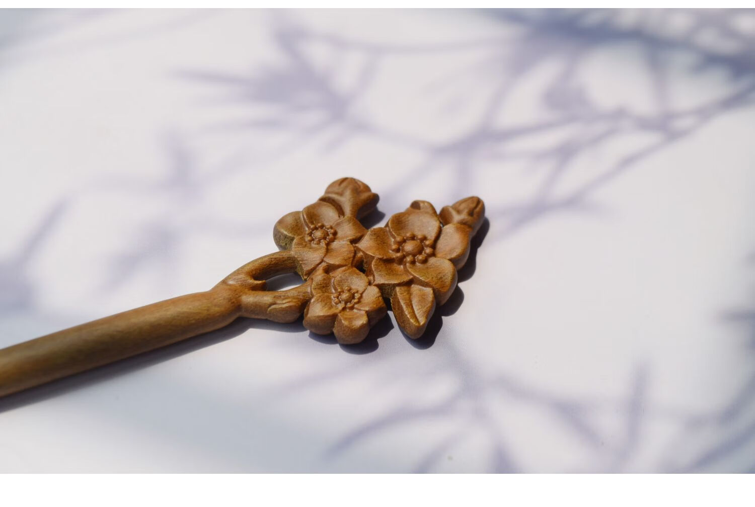 绿檀木双面雕刻牡丹发簪简约现代木质簪子古风荷叶汉服发饰 双面牡丹