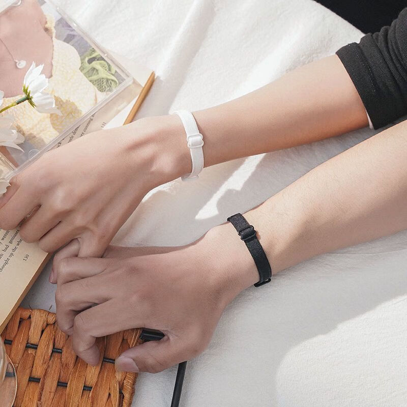 美樱宜手环肩带两用内衣带肩带送男朋友手环网红情侣手链流行小肩带