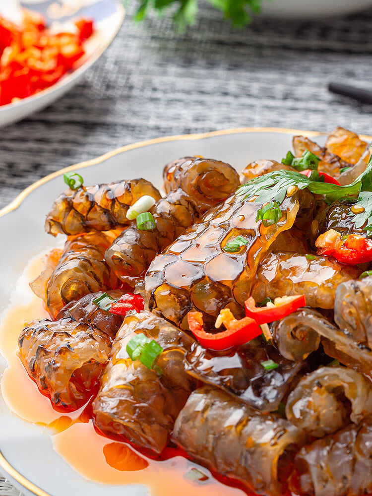 红油鱼皮卷麻辣鱼皮开袋香辣凉拌海鲜鱼零食小吃鱼皮240g240克x1袋