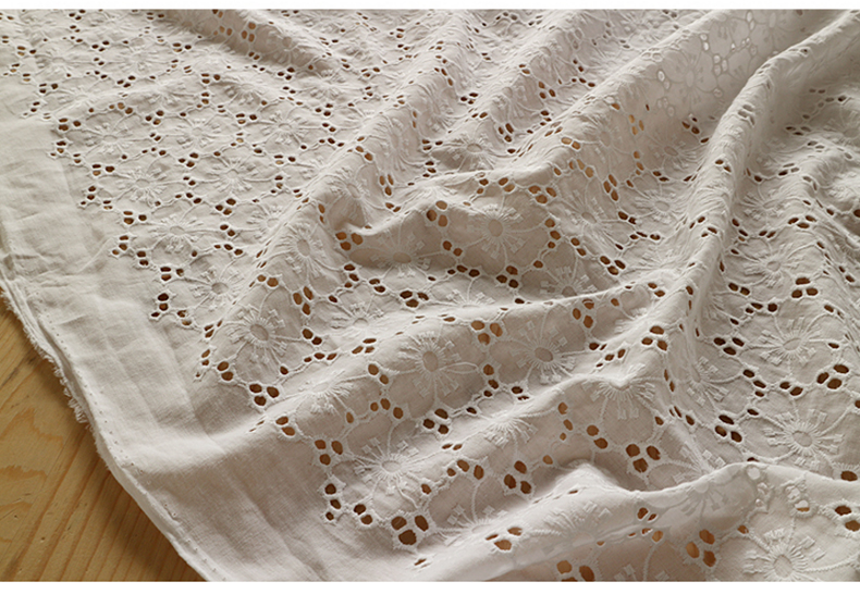 纱布布料纯全棉纯白色镂空蕾丝婚纱布料绣花布刺绣布时装服装面料
