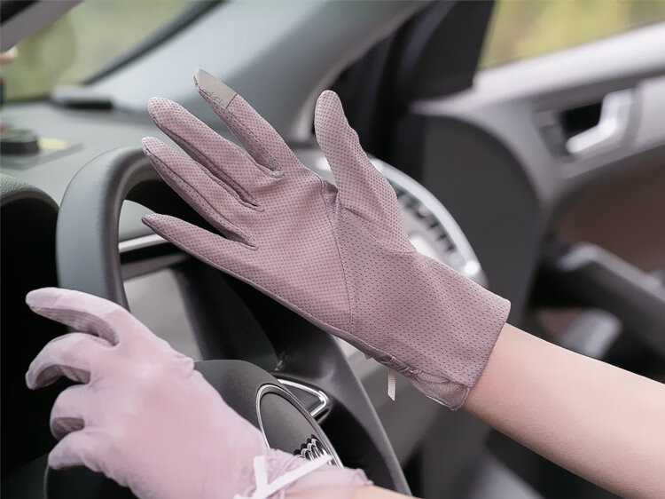 夏天防晒手套女夏薄款开车防紫外线短款蕾丝冰丝触屏弹力骑车防滑