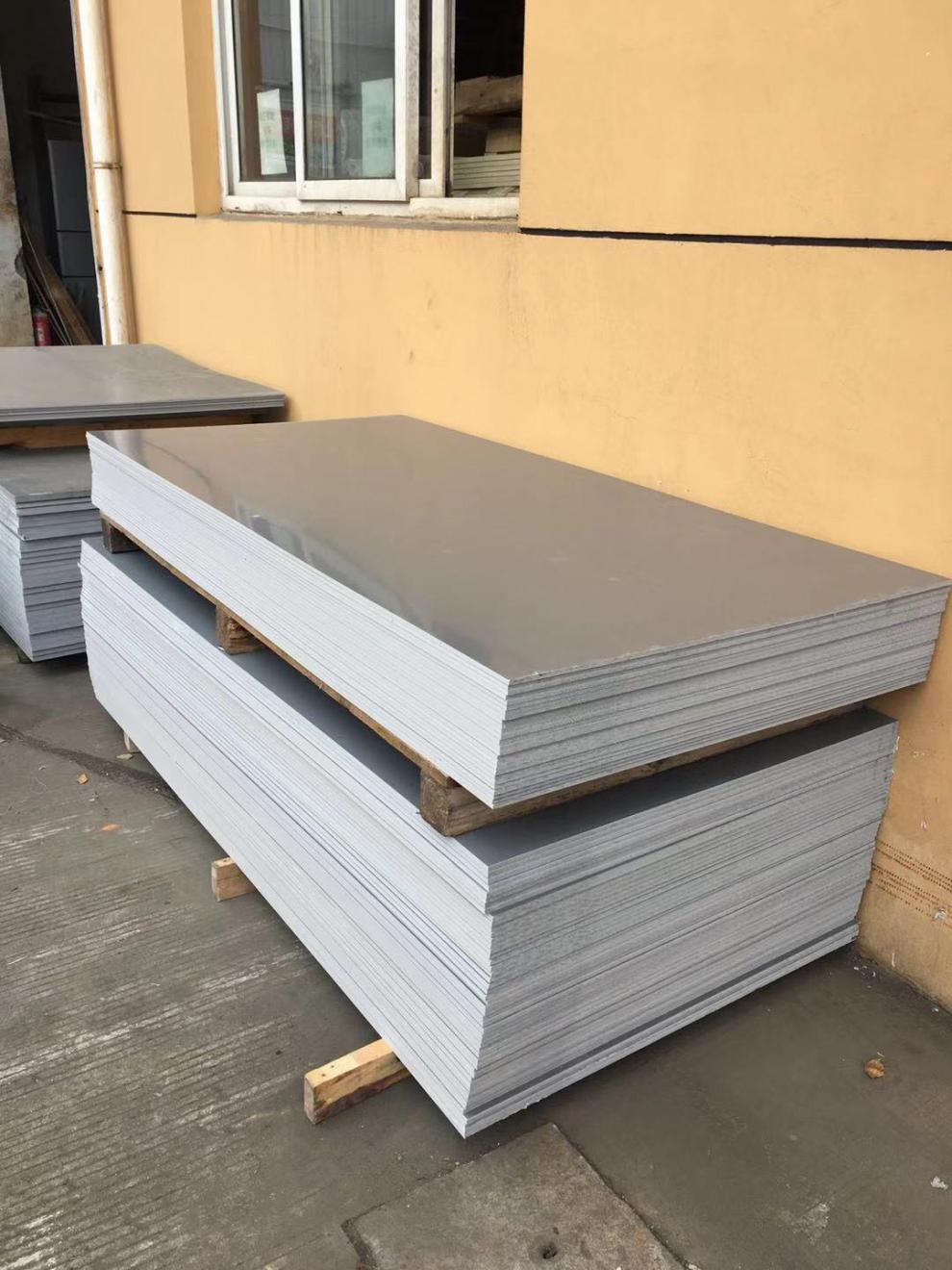 塑料板薄板 灰色pvc板材聚氯乙烯挡泥板工程塑料板绝缘耐酸碱pvc塑料