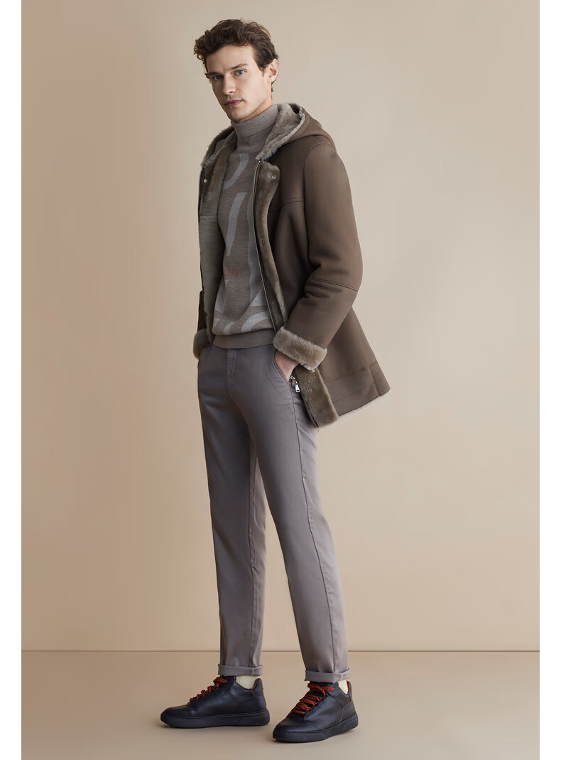 威可多vicutu男士皮衣亲肤保暖羊皮毛时尚连帽休闲商务秋冬外套vbw