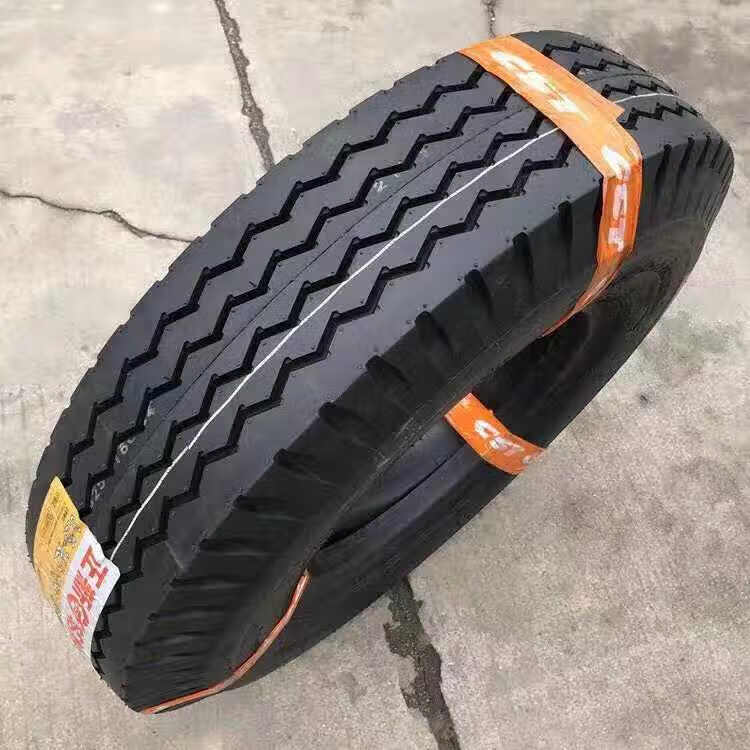 正新700-16 750r16 825r16 825r20 900r20全钢丝货车真空轮胎 825r16