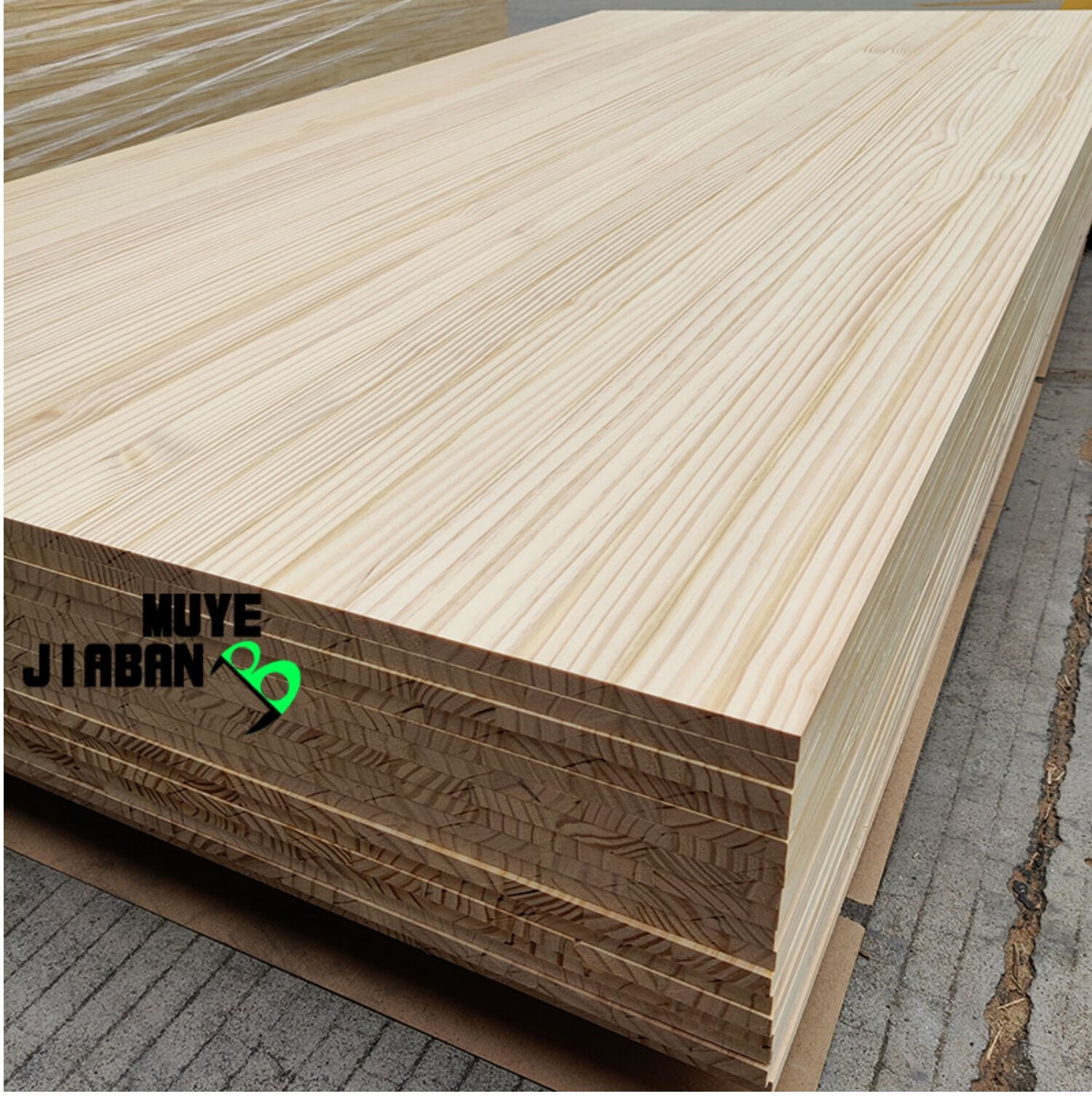 凡姿熙辐射松新西兰松木直拼板eo级实木板材指接板免漆板材欧松板 aa