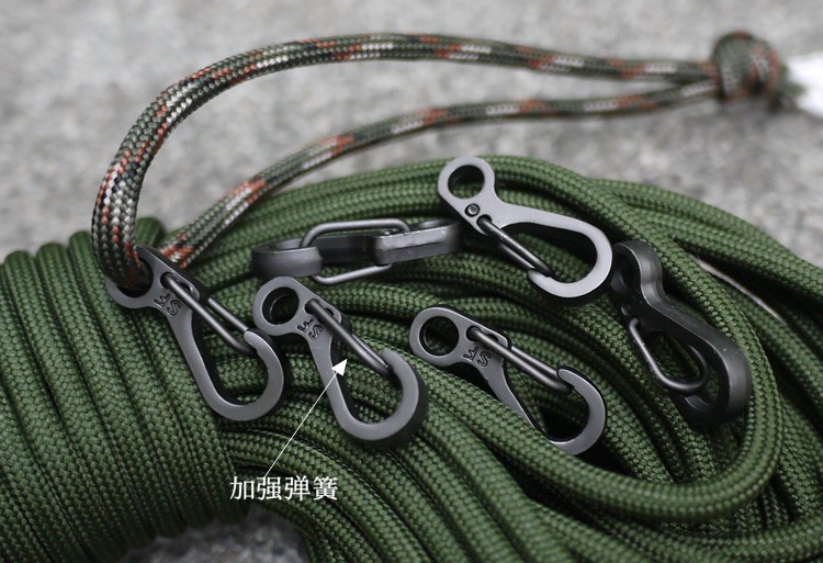 金属迷你小扣弹簧挂扣快挂伞绳扣钥匙圈挂钩配件户外战术edc装备sf