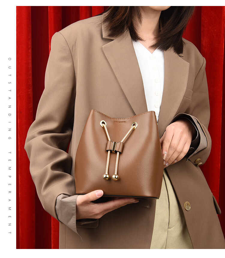 雅格莱诗女包女包新款2022水桶春夏单肩百搭软皮感时尚斜挎包 尊享