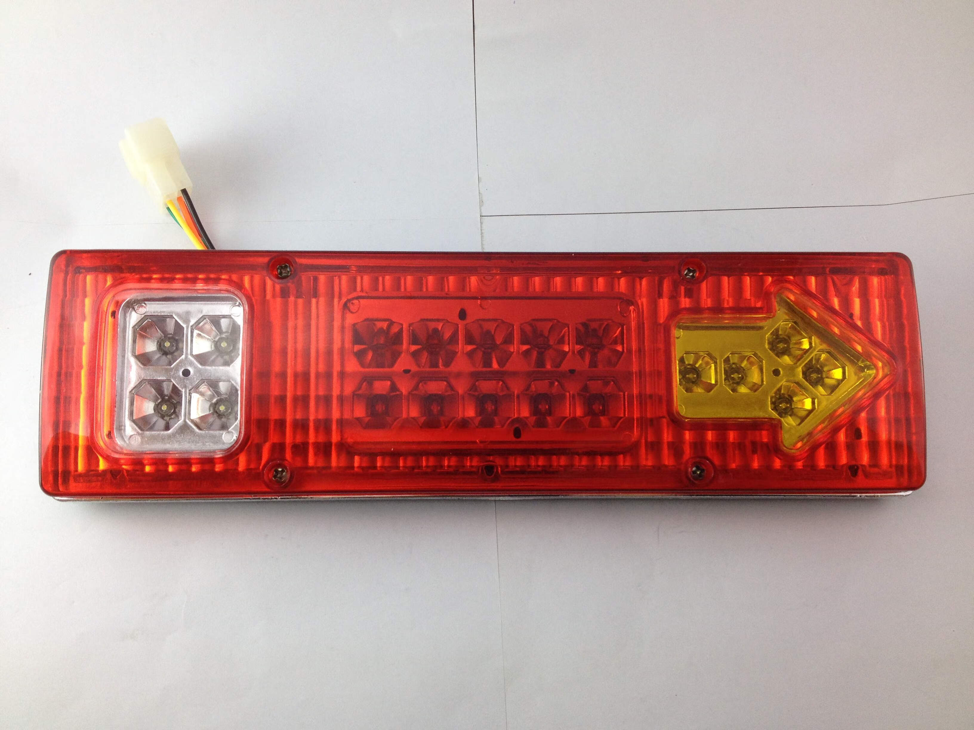 电动三轮车led后尾灯总成通用转向灯刹车灯行车灯倒车灯12v48v60vled