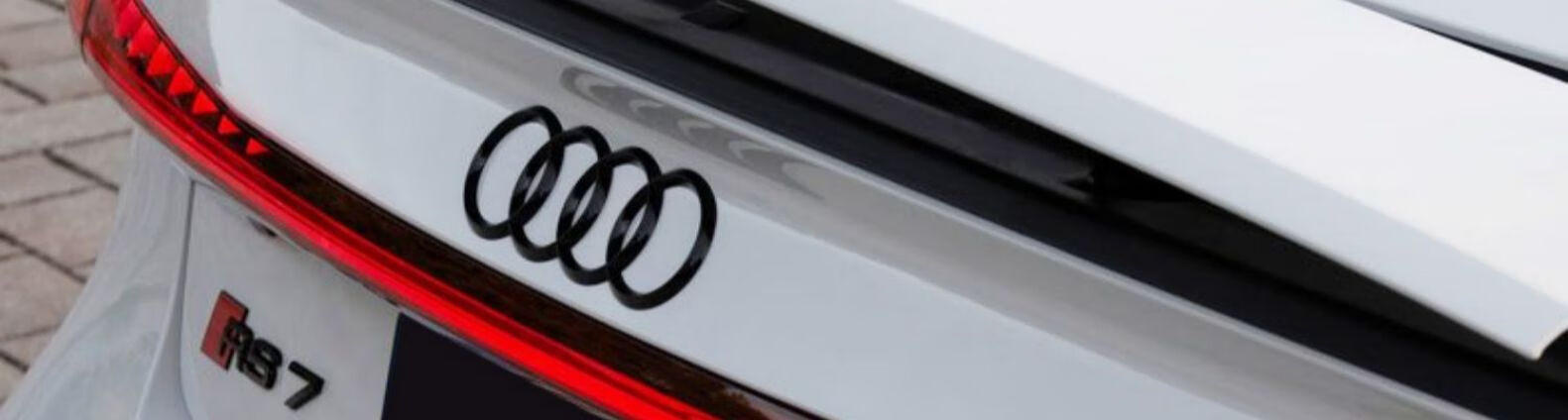 奥迪黑标黑色车标a3 a4l a6a5 a6l q2q3 q5l中网标尾标贴改装装饰 q3