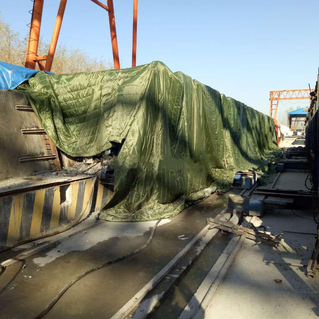 盖沥青棉被大棚专用货车保温被冬季蔬菜黑心棉毛毡车用运输防雨水