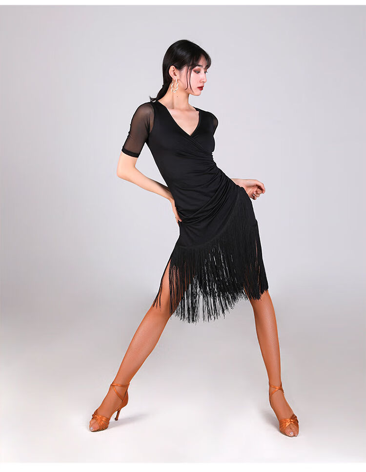 新款成人拉丁舞连衣裙流苏舞裙拉丁舞练功服伦巴舞裙女性感舞蹈裙黑色