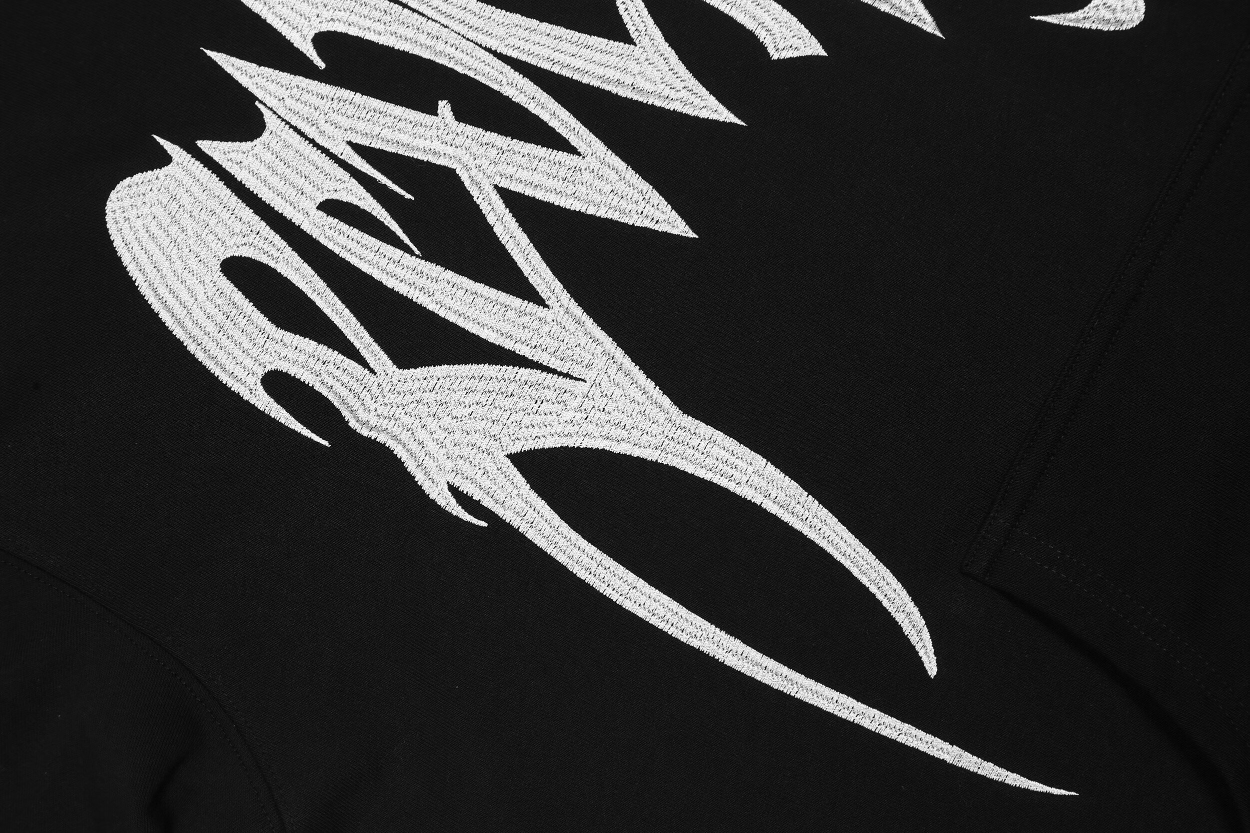 潮牌revenge卫衣龙骨烟雾情侣骷髅头美式男女宽松高街加绒连帽衫 黑白