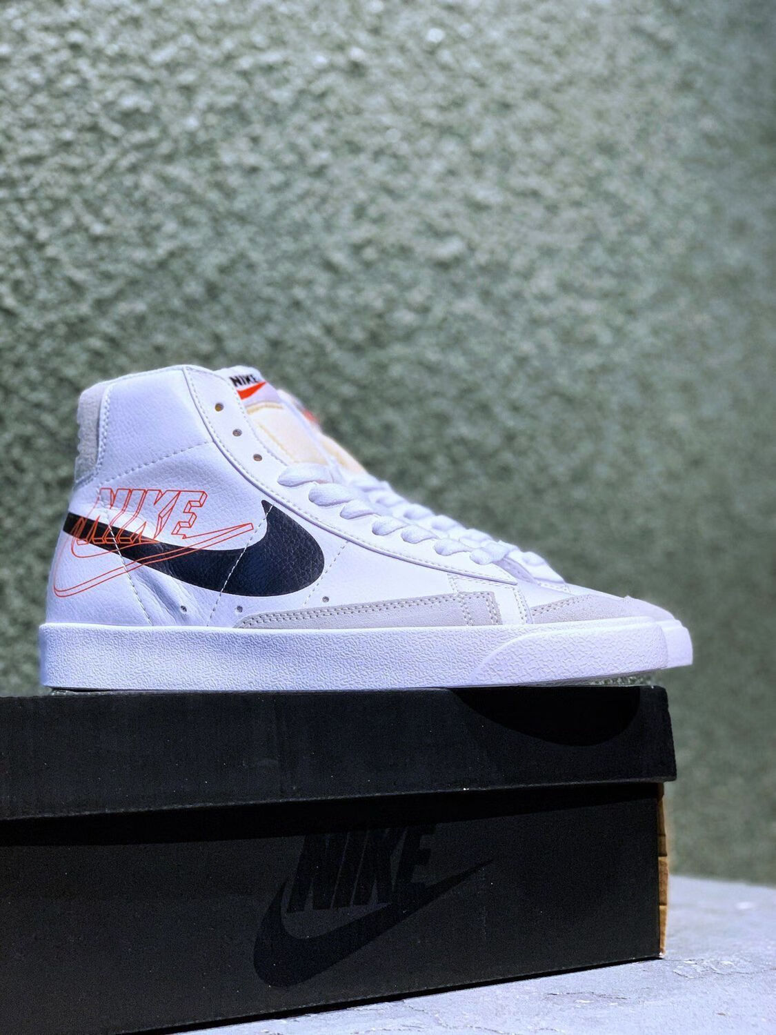 aj新款男鞋新开拓者高帮电玩像素男女板鞋上海限定blazer双钩反光时尚