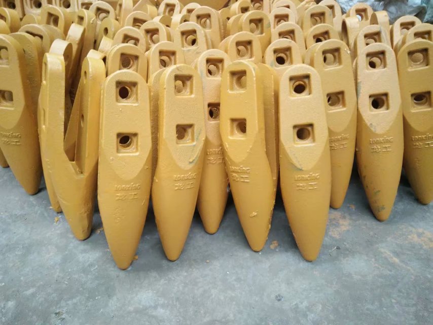 适用于龙工厦工50装载机铲齿 耐磨铲尖 中齿边齿 加厚高锰钢 铲车斗齿