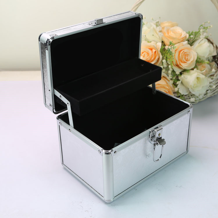 足疗技师大号大容量工具箱化妆箱美甲箱铝合金箱子美甲采耳手提箱