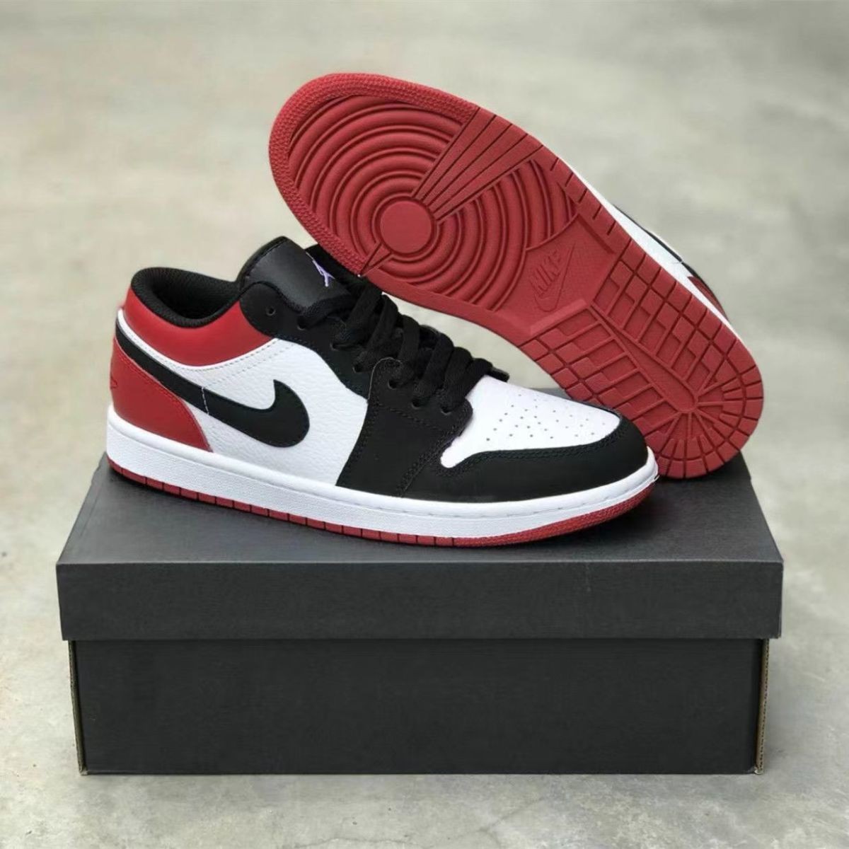 60乔 丹(中国)专卖aj1小巴黎low烟灰黑绿脚趾空军一号乔1蒂芙尼绿