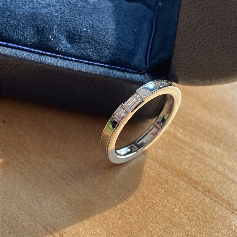 【二手99新】harrywinston海瑞温斯顿女士铂金半钻戒指48码 钻石戒指