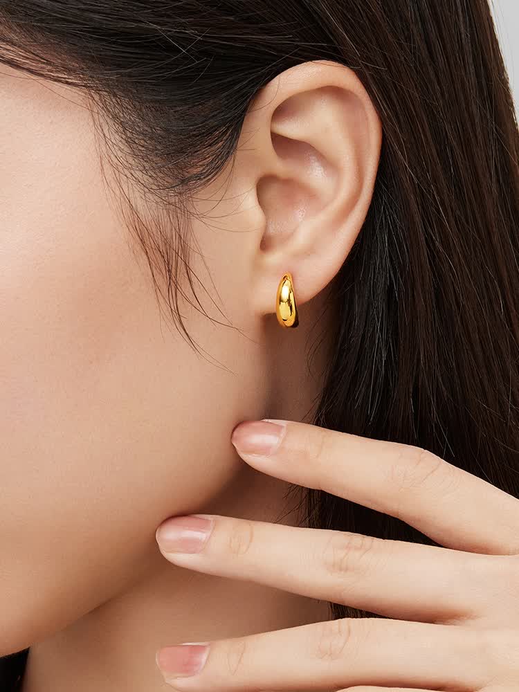 六福珠宝 足金亮面弯月黄金耳钉耳饰送礼 定价 l28a1tbe0004 总重1.