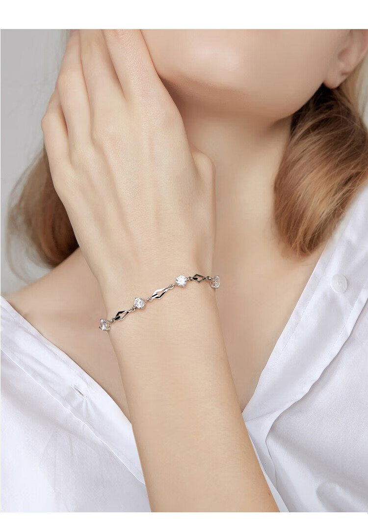 施华洛世奇锆s925手链女生日礼物首饰感轻奢手镯定制刻字情人节送女友