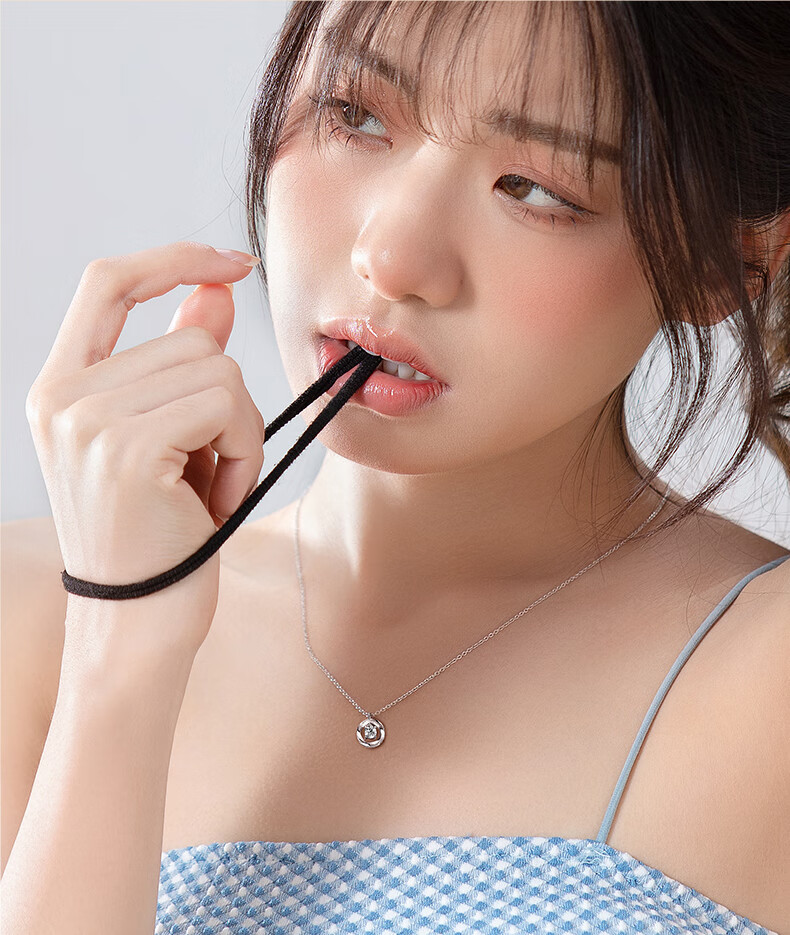 【黄胜记莫比乌斯环】黄胜记莫比乌斯环银项链女生日礼物送女友女生