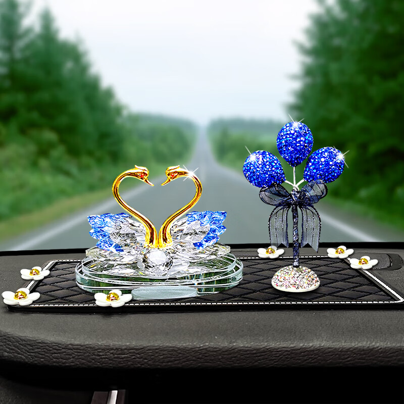 汽车装饰用品大全车上香薰淡香漂亮内饰女生车内羽毛蓝天鹅金颈蓝钻