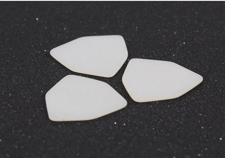 中阮拨片尼龙透明 民乐指弹韧性拨片 大阮中阮小阮手工打磨通用 标准