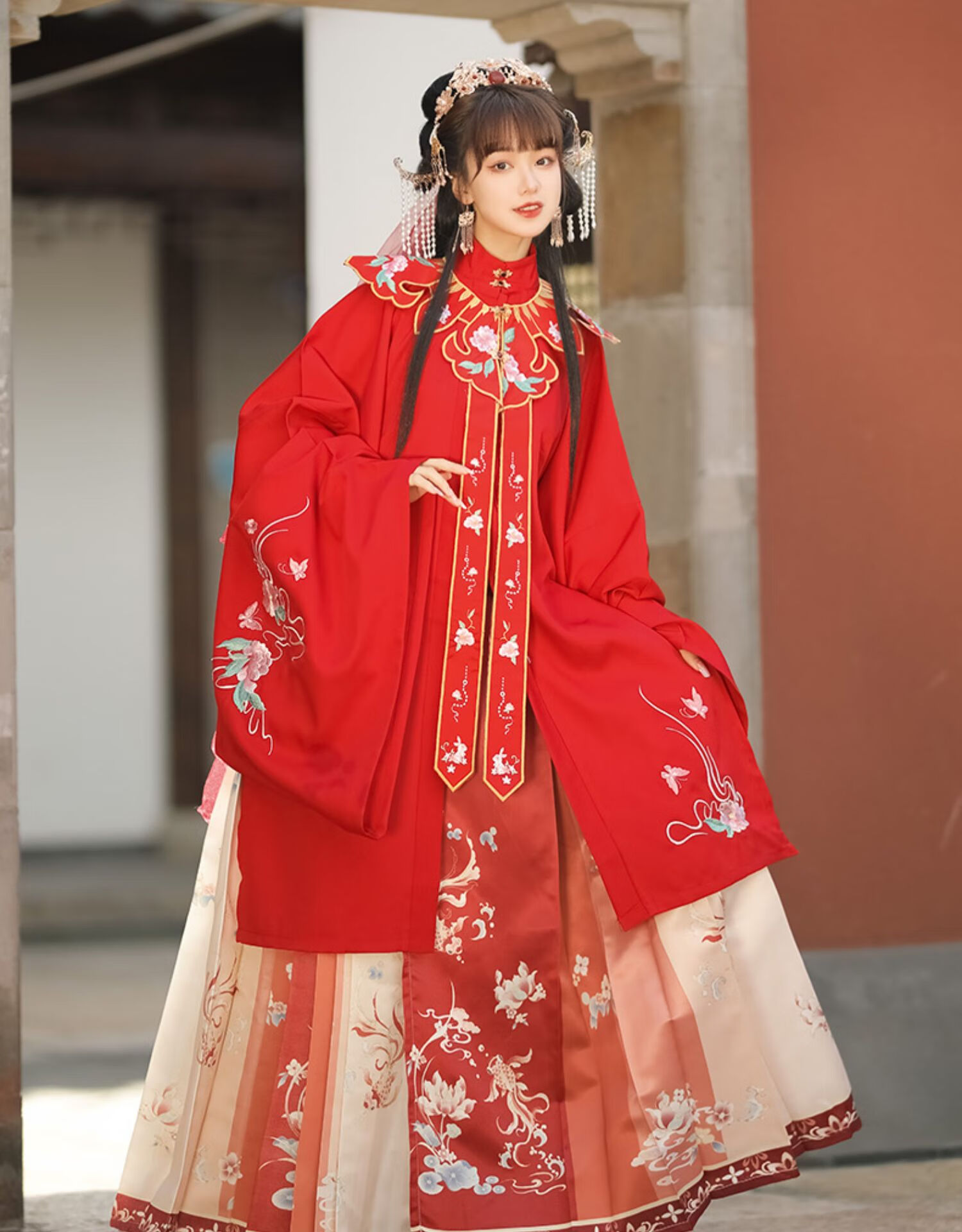 帕达曼 明制婚服汉服女对襟立领秋冬国风花嫁云间马面裙套装 梦幻红色