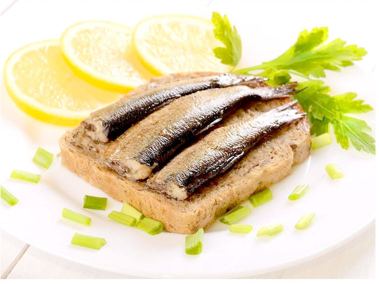 俄罗斯进口鱼罐头 橄榄油浸熏鱼西鲱鱼 美味海货超好吃 2盒【190克】