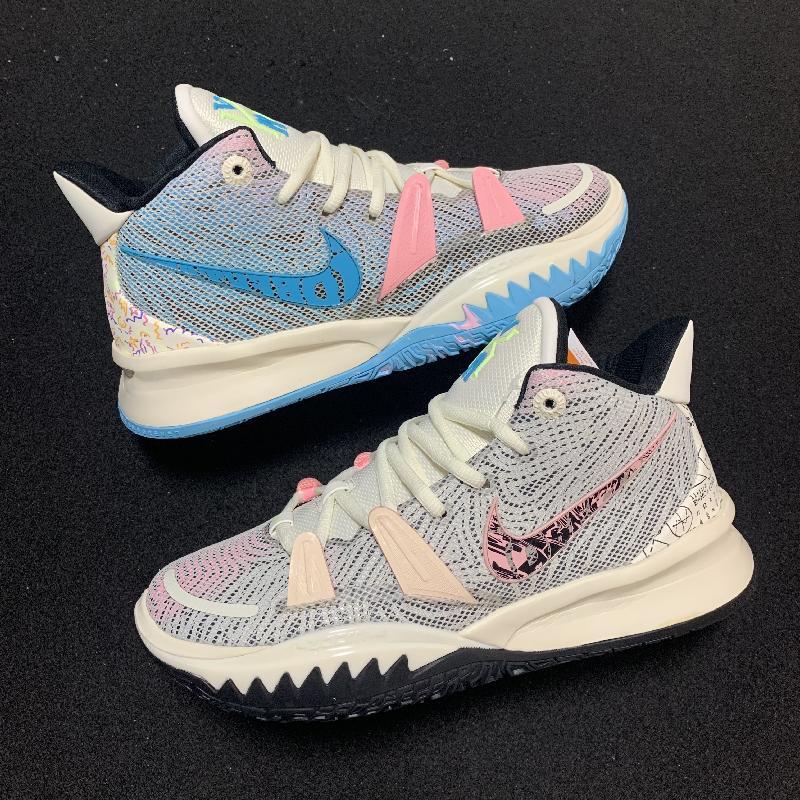 篮球鞋男女数学公式鸳鸯摩擦会响有声音透气垫学生运动鞋 欧文7柠檬黄