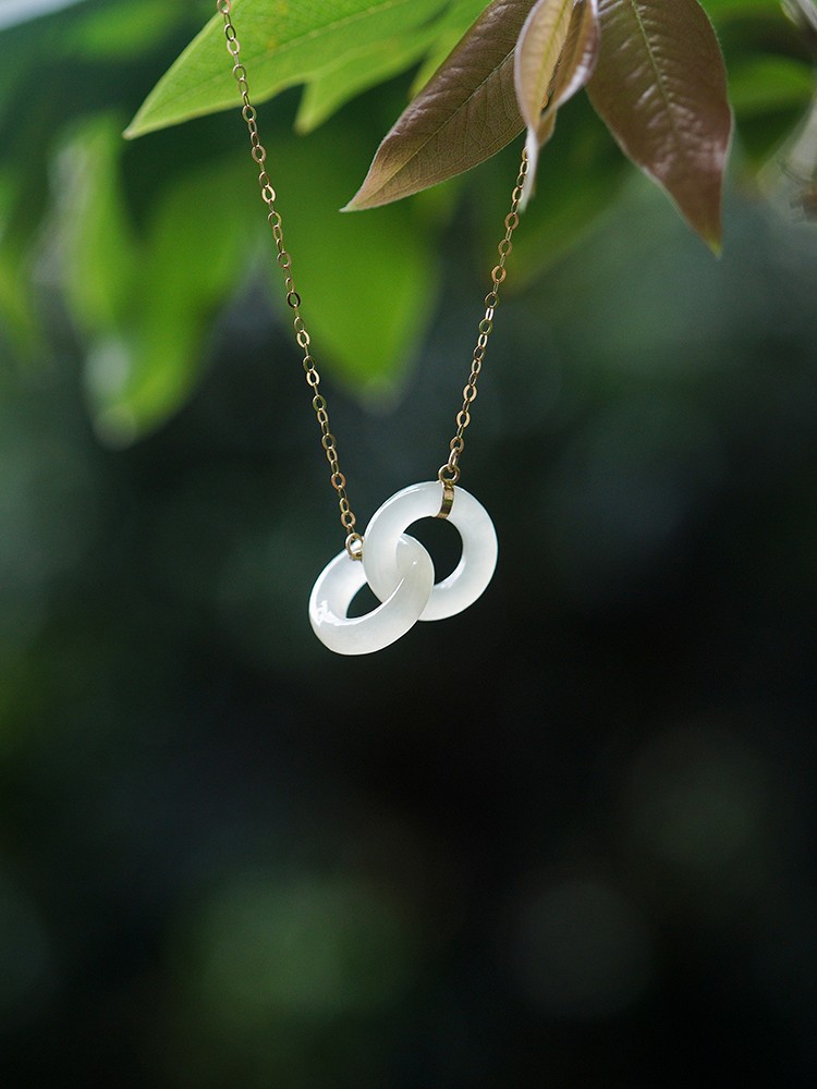 天然和田玉项链女青玉18k金连环玉石环环相扣双环吊坠玉坠夏风耳饰