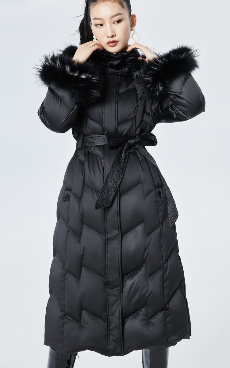 veromoda2021冬季新款淑女长款修身羽绒服女321412008 s59黑色 155