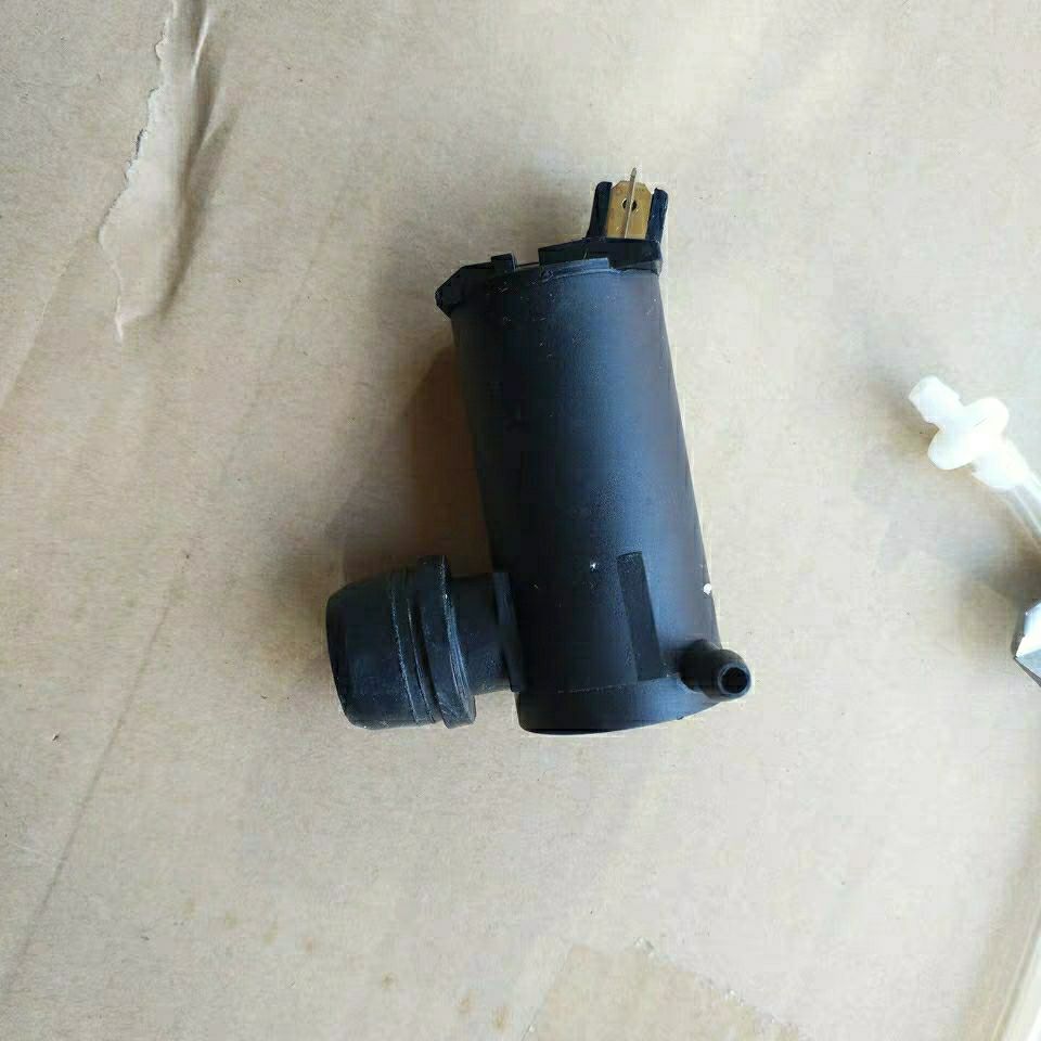 12v汽车雨刷喷水电机喷水马达雨刮喷水马达长安之星玻璃喷水电机