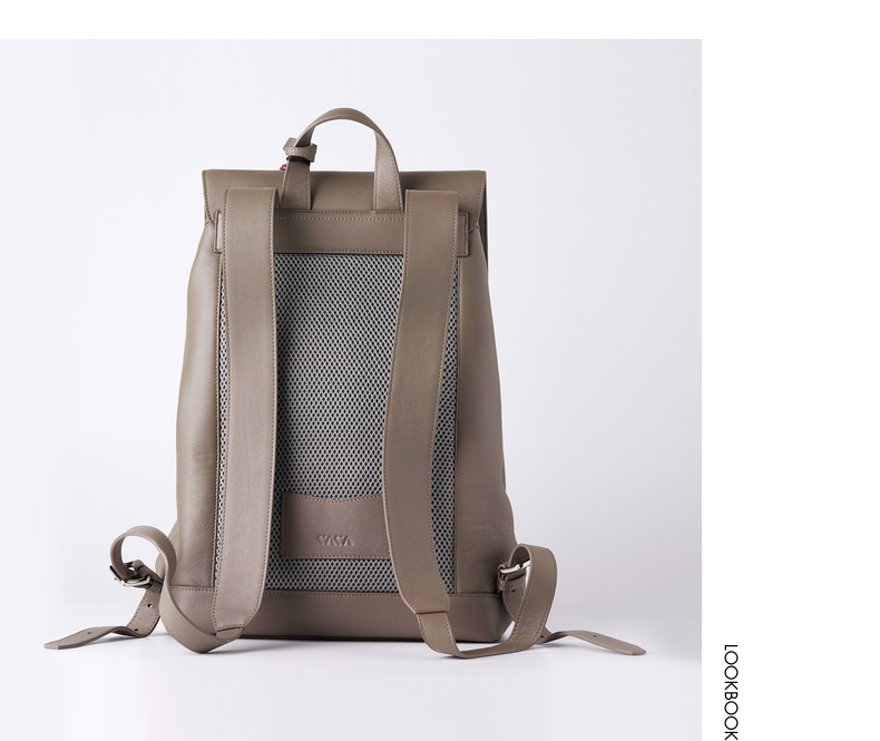 威可多vicutu男士皮包牛皮革大容量水桶包商务简约便携双肩背包vrw2