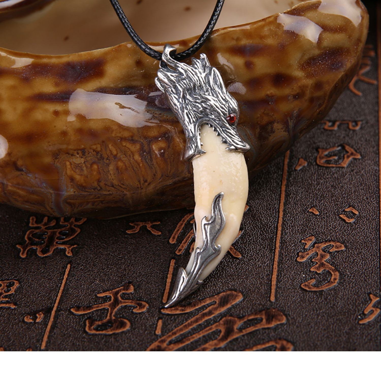 豪珠天然黑狗牙吊坠狼牙包银吊坠项链情侣古朴清新文艺骨质男饰品款式