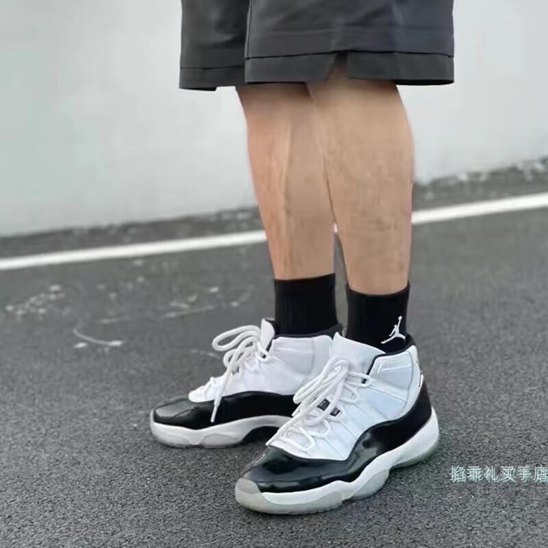 乔丹运动中筒袜子吸汗防臭夏季短袜aj纯色透气情侣男女白色棉袜 白色