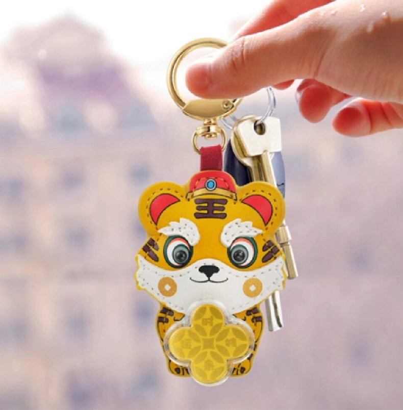 老凤凰同款情人节礼物黄金小老虎钥匙扣挂件金足金车挂金虎生肖虎金币