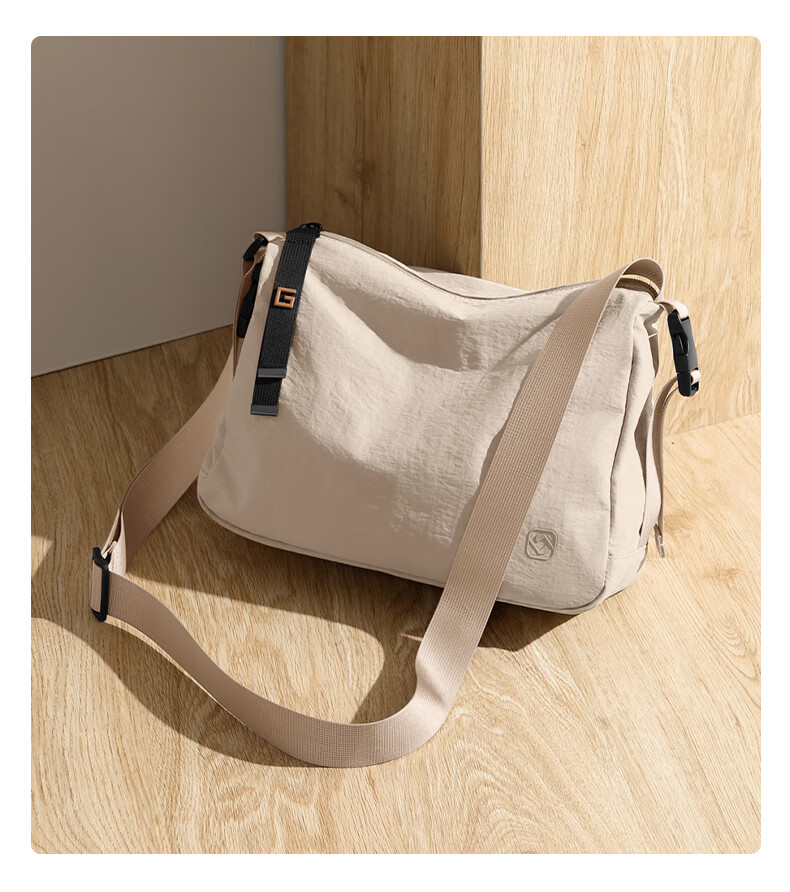GOLF Shoulder Crossbody Bag for Women, Outdoor Casual Handbag, Water-Resistant Commuter Large Capacity Canvas Bag, Birthday Gift for Wome 17